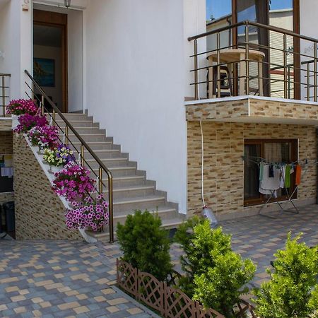 Villa Dinastiya Затока Екстер'єр фото