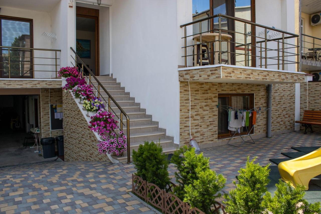 Villa Dinastiya Затока Екстер'єр фото