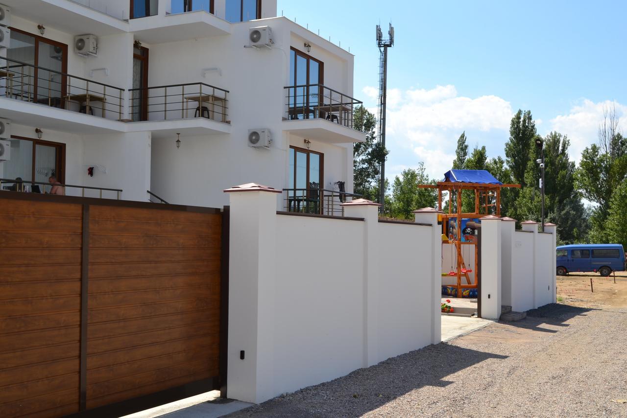Villa Dinastiya Затока Екстер'єр фото