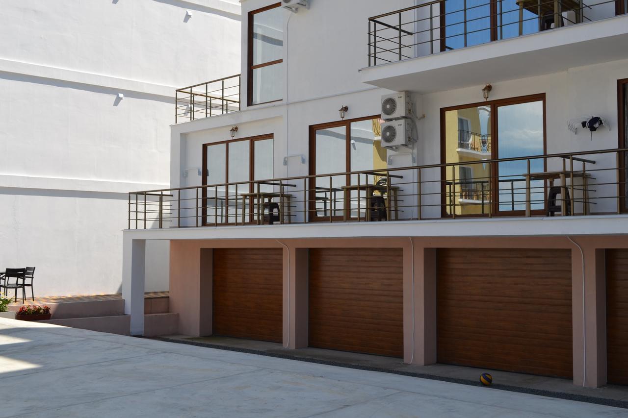 Villa Dinastiya Затока Екстер'єр фото