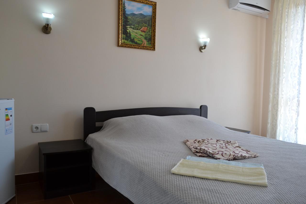 Villa Dinastiya Затока Екстер'єр фото