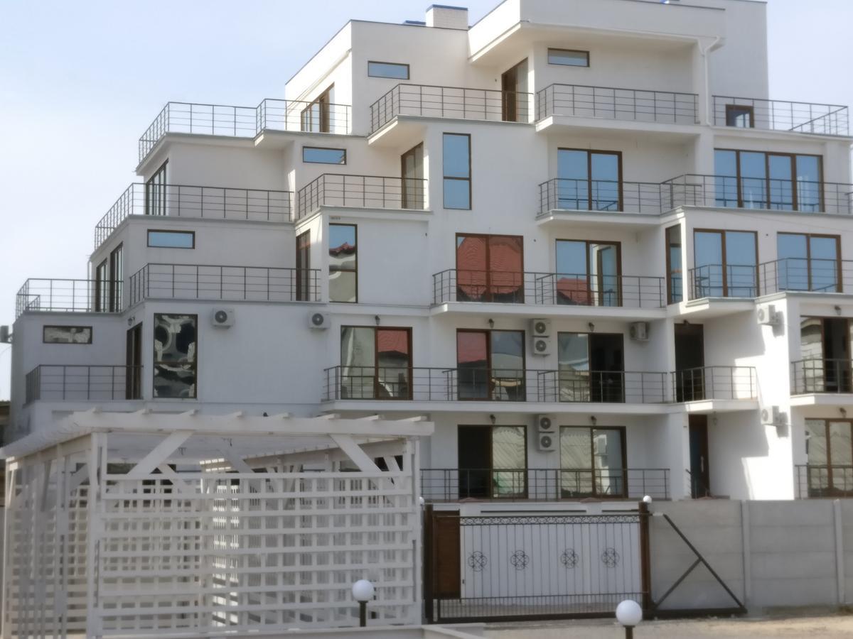 Villa Dinastiya Затока Екстер'єр фото