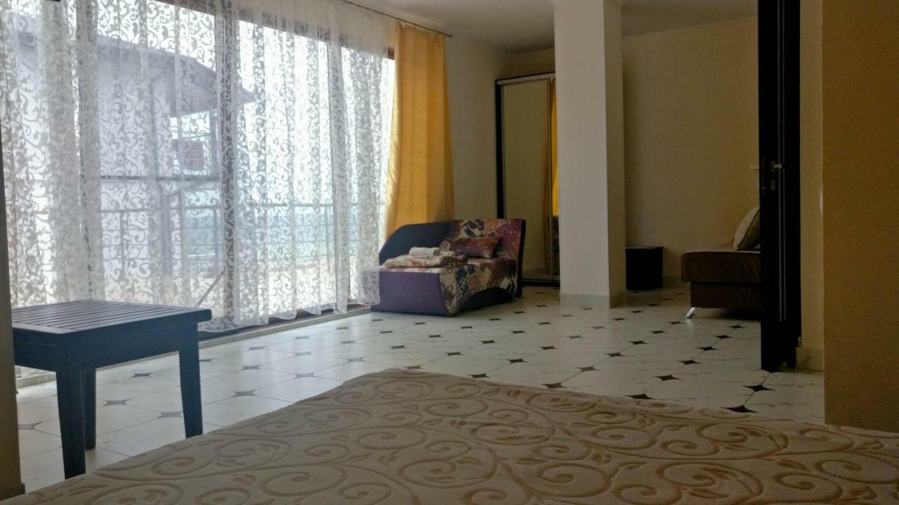 Villa Dinastiya Затока Екстер'єр фото